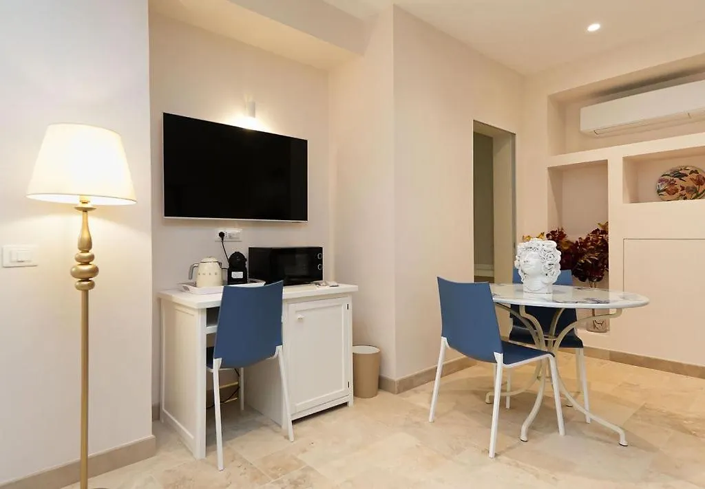 Marina Homes By Ortigia Apartments Syracuse 0*,  Itália